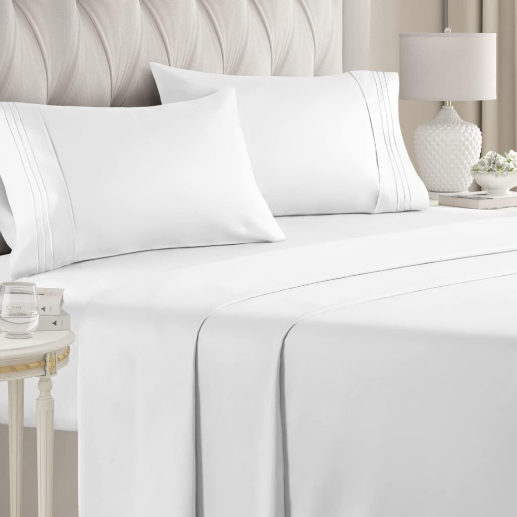 Full Size Sheet Set - Breathable  Cooling Sheets - Hotel Luxury Bed Sheets - Extra Soft - Deep Pockets - Easy Fit - 4 Piece Set - Wrinkle Free - Comfy - White Bed Sheets - Fulls Sheets - 4 PC
